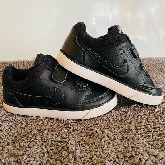 Nike Shoes Toddle Nike Velcro Shoes Poshmark